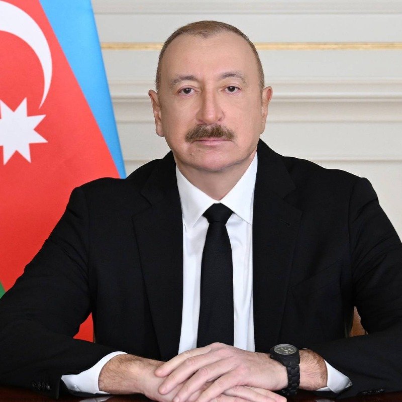 Prezidentin Dünya Azərbaycanlılarının Həmrəyliyi Günü və Yeni il münasibətilə müraciəti