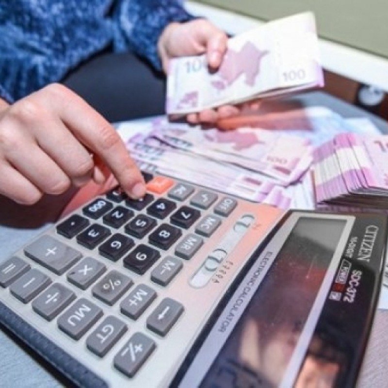 Azərbaycanın gəliri artıb, amma artıq neftin qiyməti düşür...