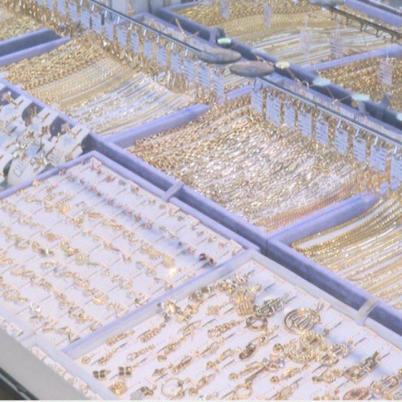 Qiyməti də daha sərfəli olan "10 k" adlanan qızıl Azərbaycan bazarında var?