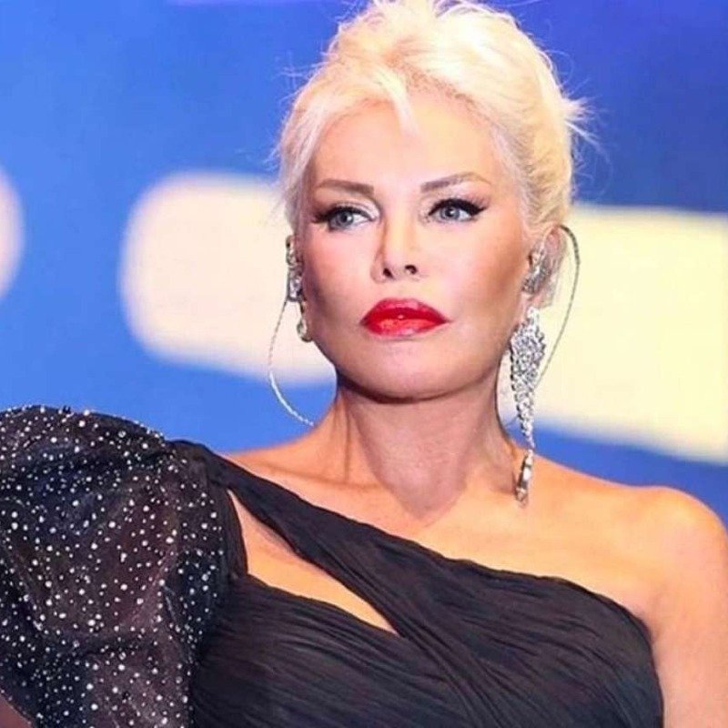 Ajda Pekkan Azərbaycandan gələn bu təklifdən imtina etdi