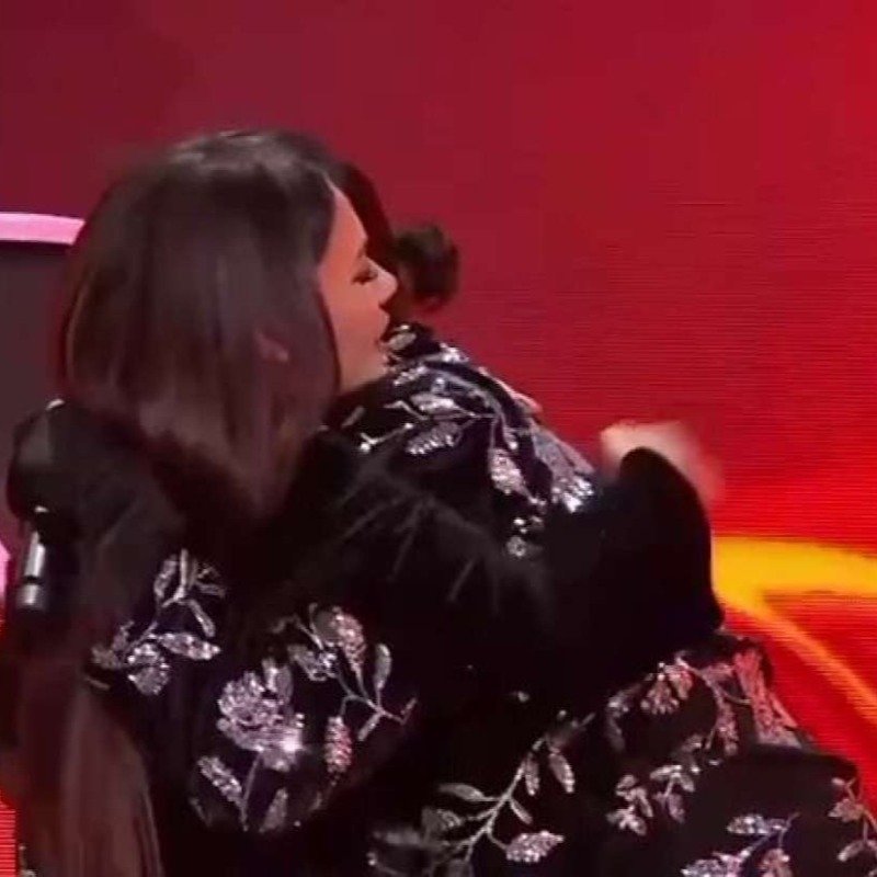 Samirə Əfəndi Ermənistan təmsilçisinə 12 xal verdi, LİNÇ EDİLDİ