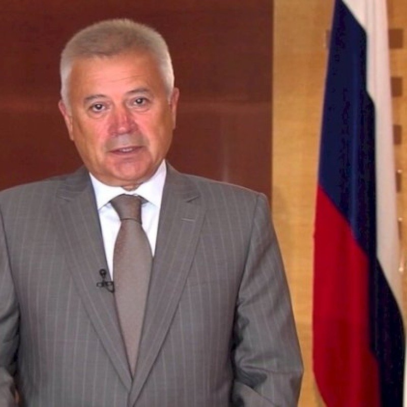 Vahid Ələkbərovun milyardları uğrunda mübarizə 