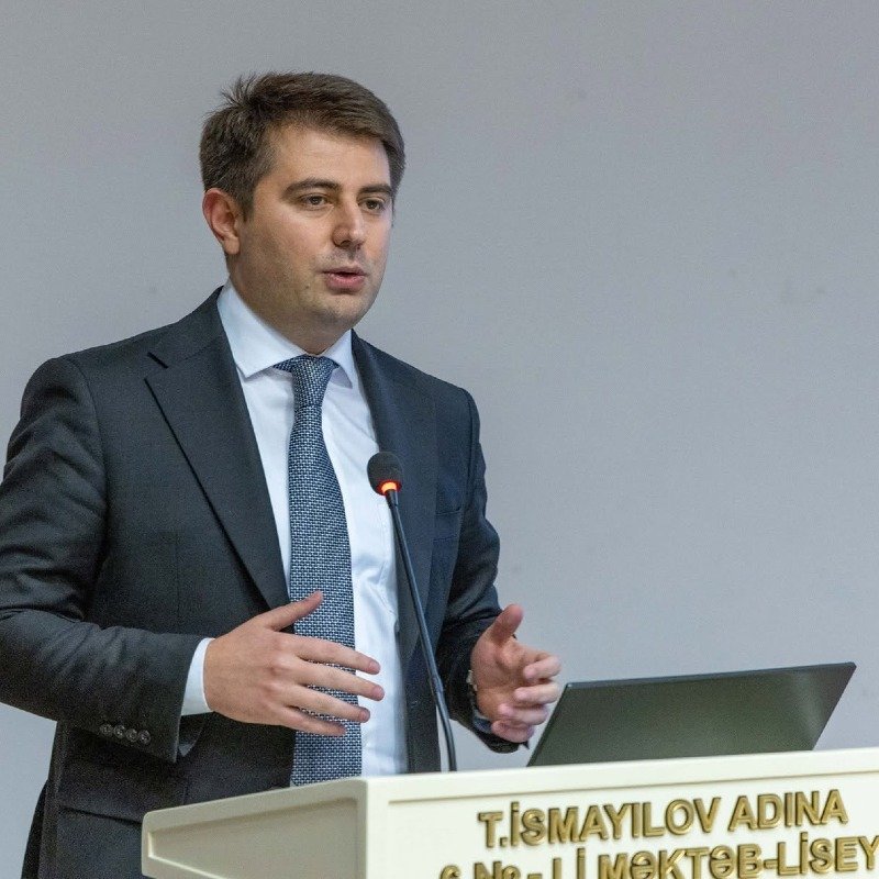 Səbuhi Rzazadənin naziri idarəetmə taktikası və kommunikasiya böhranı - 1,5 milyonluq PR-media büdcəsi kimin maraqlarına xidmət edir?