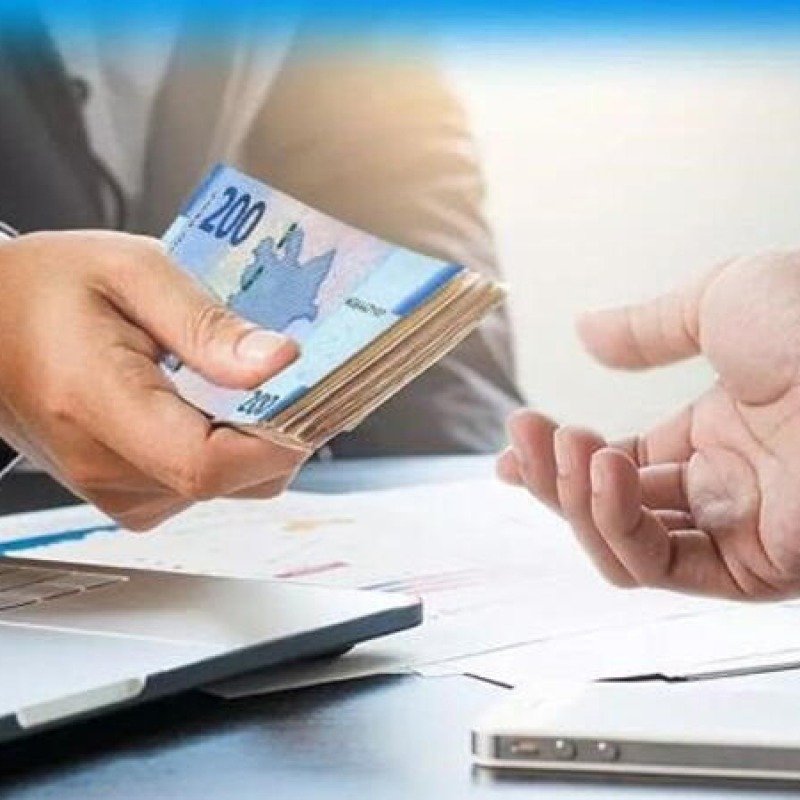 Keçmiş icra məmuruna qarşı 35 min manatlıq dələduzluq