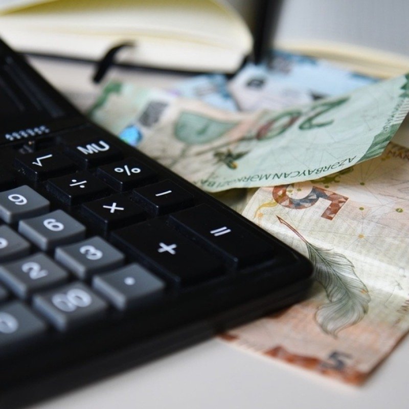 18 yaşlı yataq xəstəsinin pensiyası verilmir: “5 aydır bank kartını ala bilmirik”