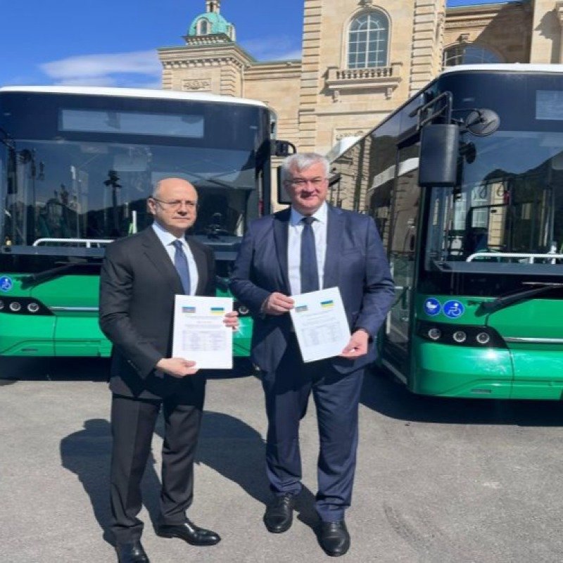 Azərbaycan Ukraynaya humanitar yardım olaraq 5 sərnişin avtobusu verib