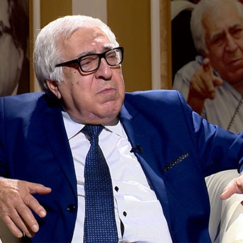Sonuncu yaxın dostumu itirdim... - Anar