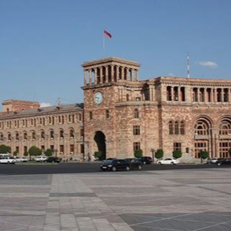 Ermənistan məktəblərində Azərbaycan dili keçiriləcək