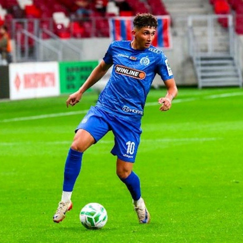 Erməniəsilli futbolçu karyerasını "Neftçi"də davam etdirə bilər