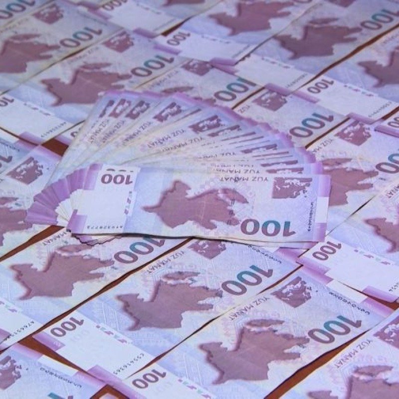 Bakıda 50 qəpiyə limon satan kişinin hesabında bir milyon manat var