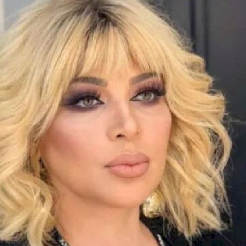 Mətanət İsgəndərli keçmiş gəlininə ayda 2500 manat ödəyir 