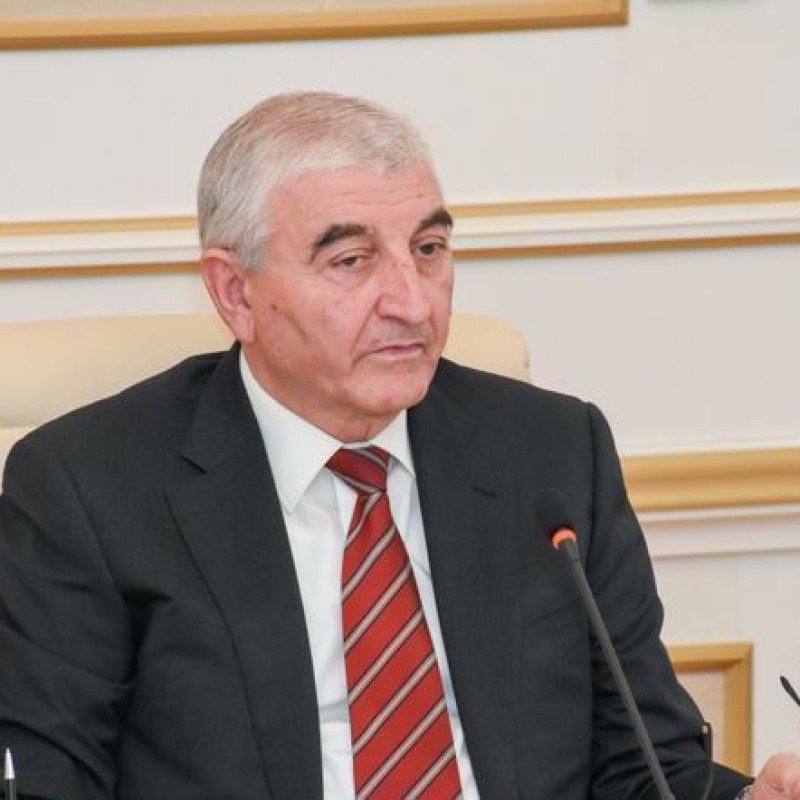 "Geyimləri də onlara hədiyyə edirəm, heç olmasa, qızıllarımı qaytarsınlar" - Məzahir Pənahovun gəlini