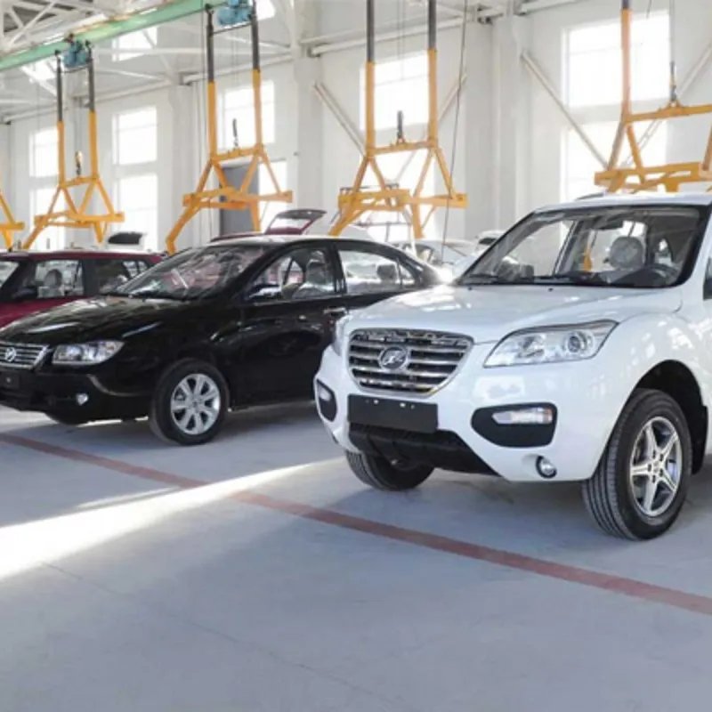 Azərbaycanda avtomobil istehsalı kəskin azalıb, idxalı artıb