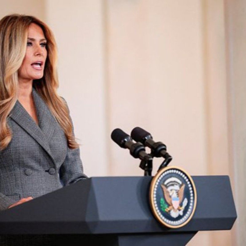 Melaniya Tramp: Epşteynlə heç bir əlaqəm olmayıb