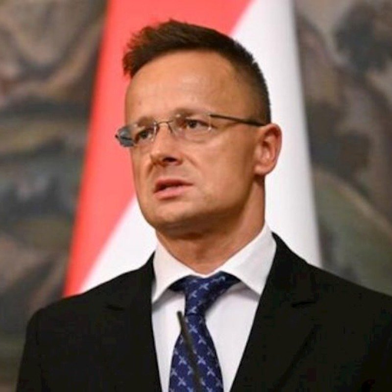 “Macarıstan Ukraynanın Aİ-yə üzv olmasına icazə verməyəcək” − Siyarto