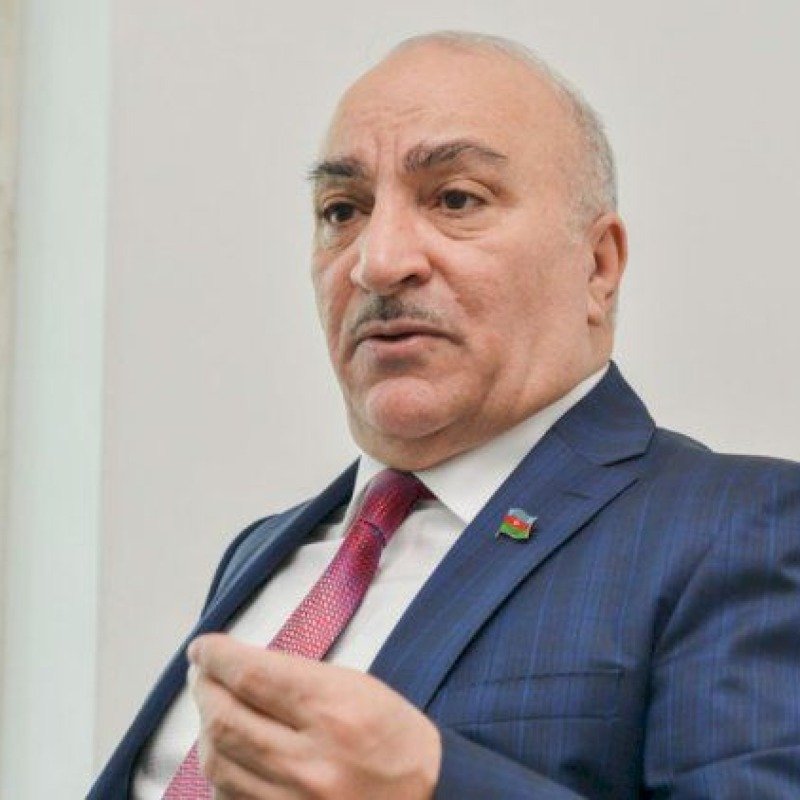 Tahir Kərimli: "Nazirlər, digər vəzifəli şəxslər Ramiz Mehdiyevi görəndə “farağat” komandasında dururdular"