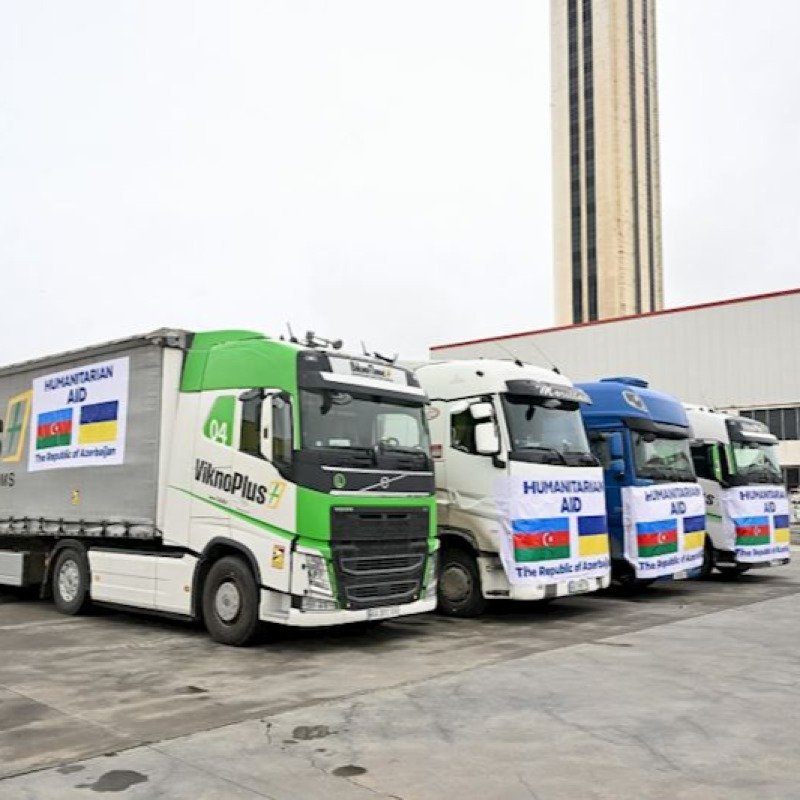 Azərbaycanda Ukraynaya humanitar yardım yola salındı – Fotolar