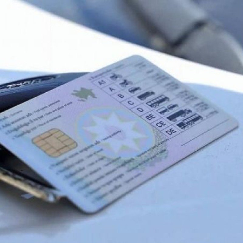 Sürücülük vəsiqələri ilə bağlı yeni qayda